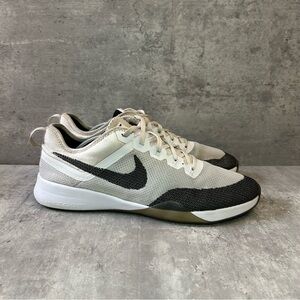 Nike Zoom Dynamic Running Shoes 849803-100 Womens sz 10 - White/black